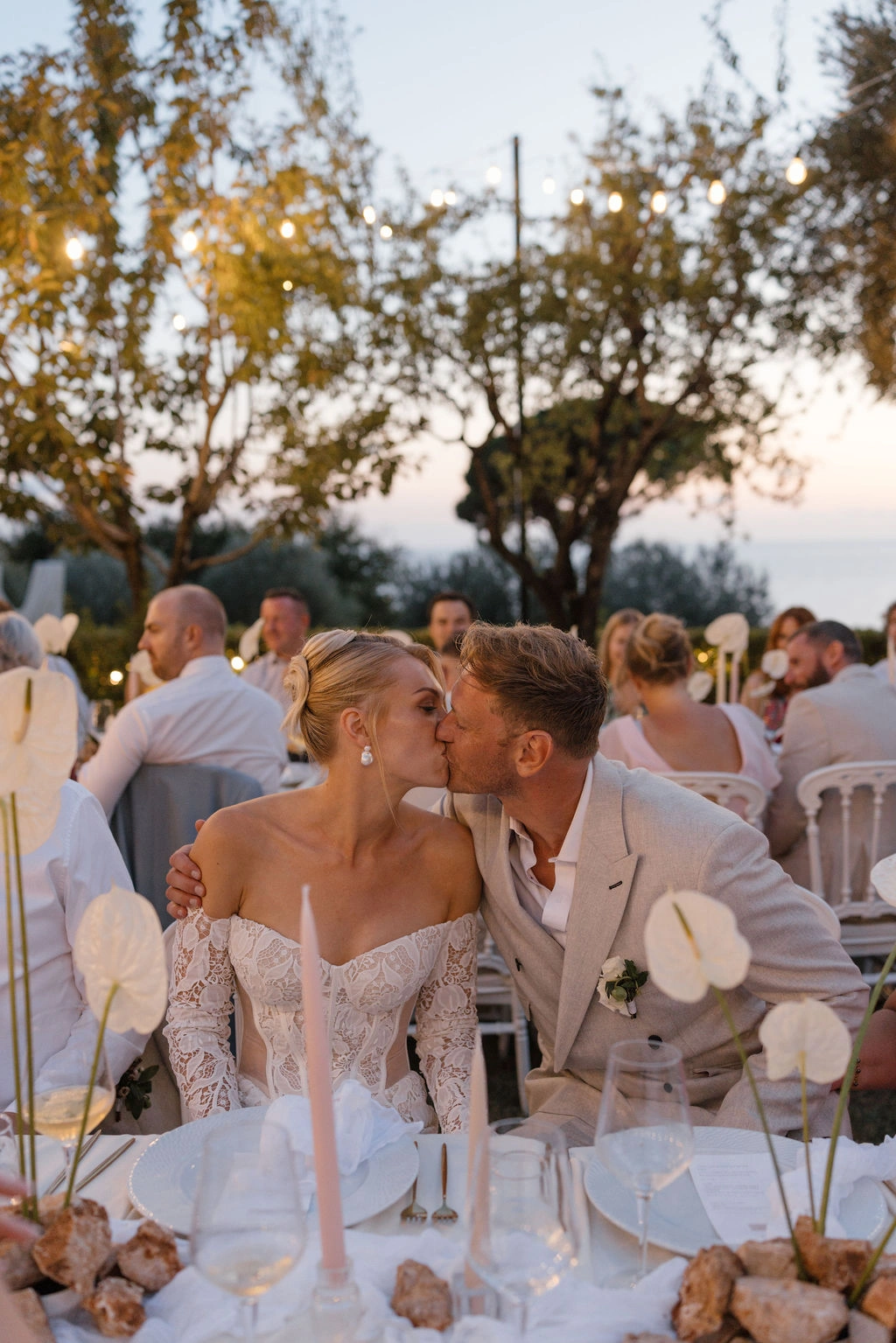 Flottie wedding floral design and organisation for "Effortless Elegance" project at Talici Hill Villa