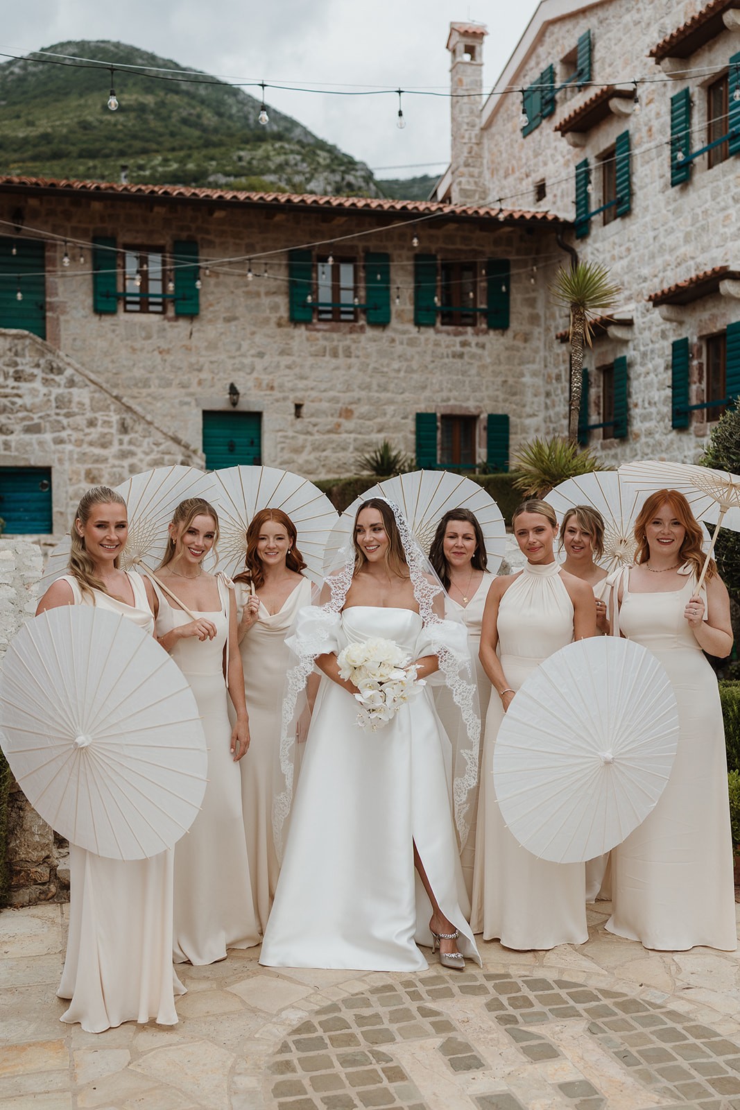 Flottie wedding floral design and organisation for bride and groom during "A Garden Vow" ceremony at Talici Hill Villa