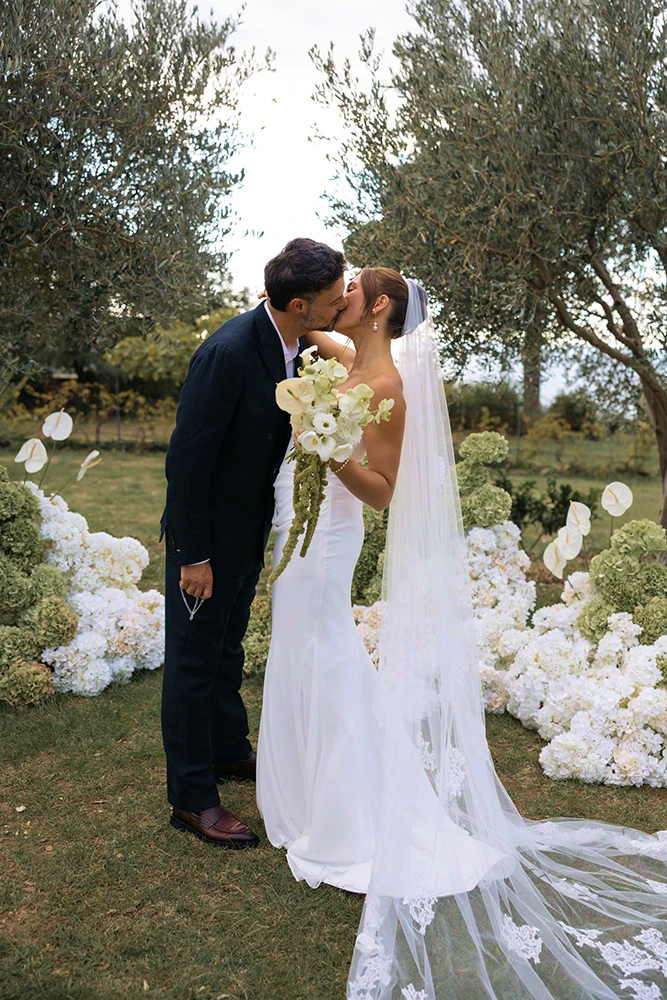 Flottie wedding floral design for "Where Light Lingers": close-up of bride's bouquet and decor organisation at Talici Hill Villa in Montenegro