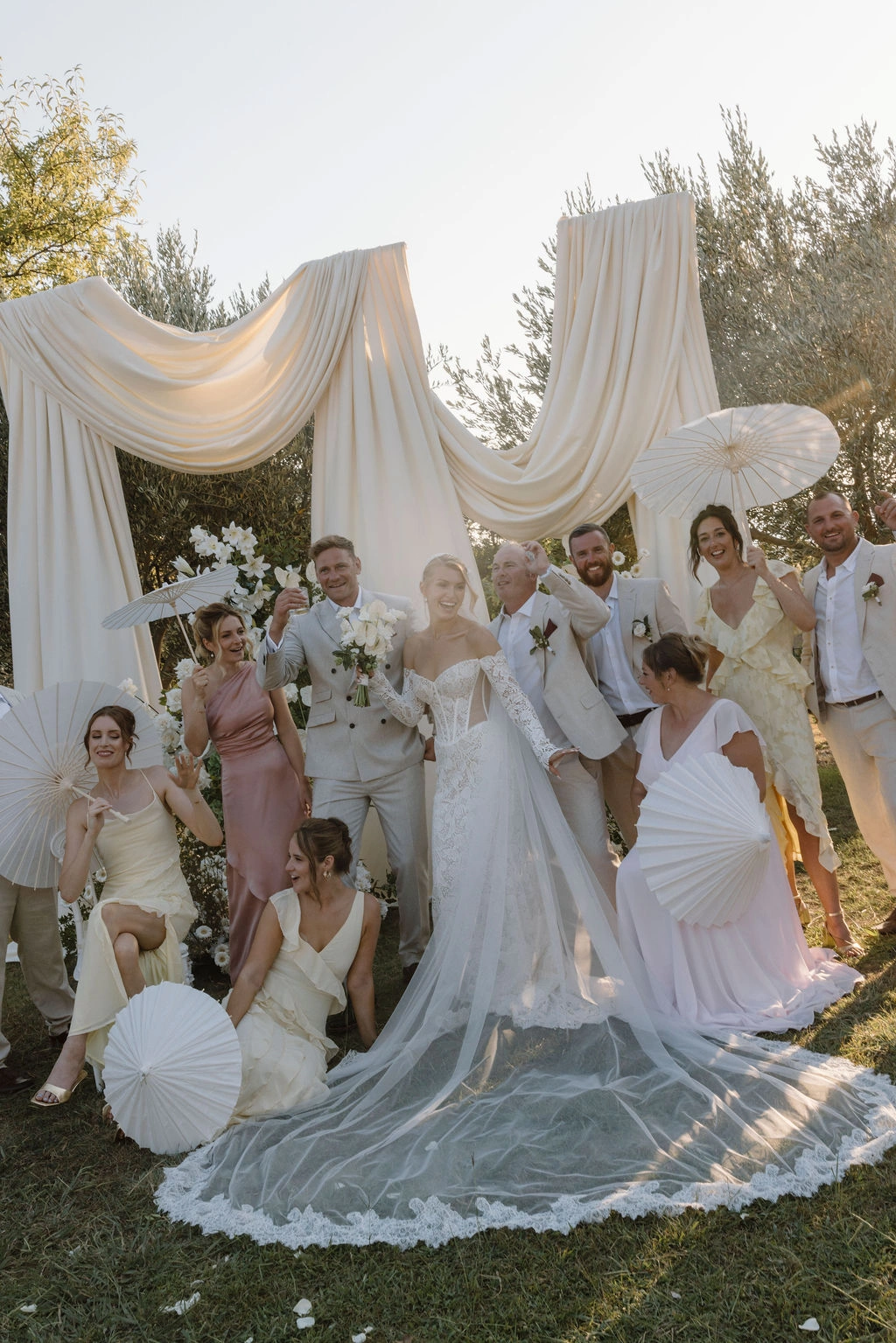 Flottie wedding floral design and organisation for "Effortless Elegance" project at Talici Hill Villa